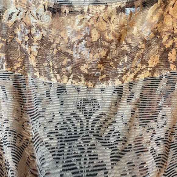 SOLD - B.L.E.U. Brown Metallic Short Sleeve - Picture 6 of 6